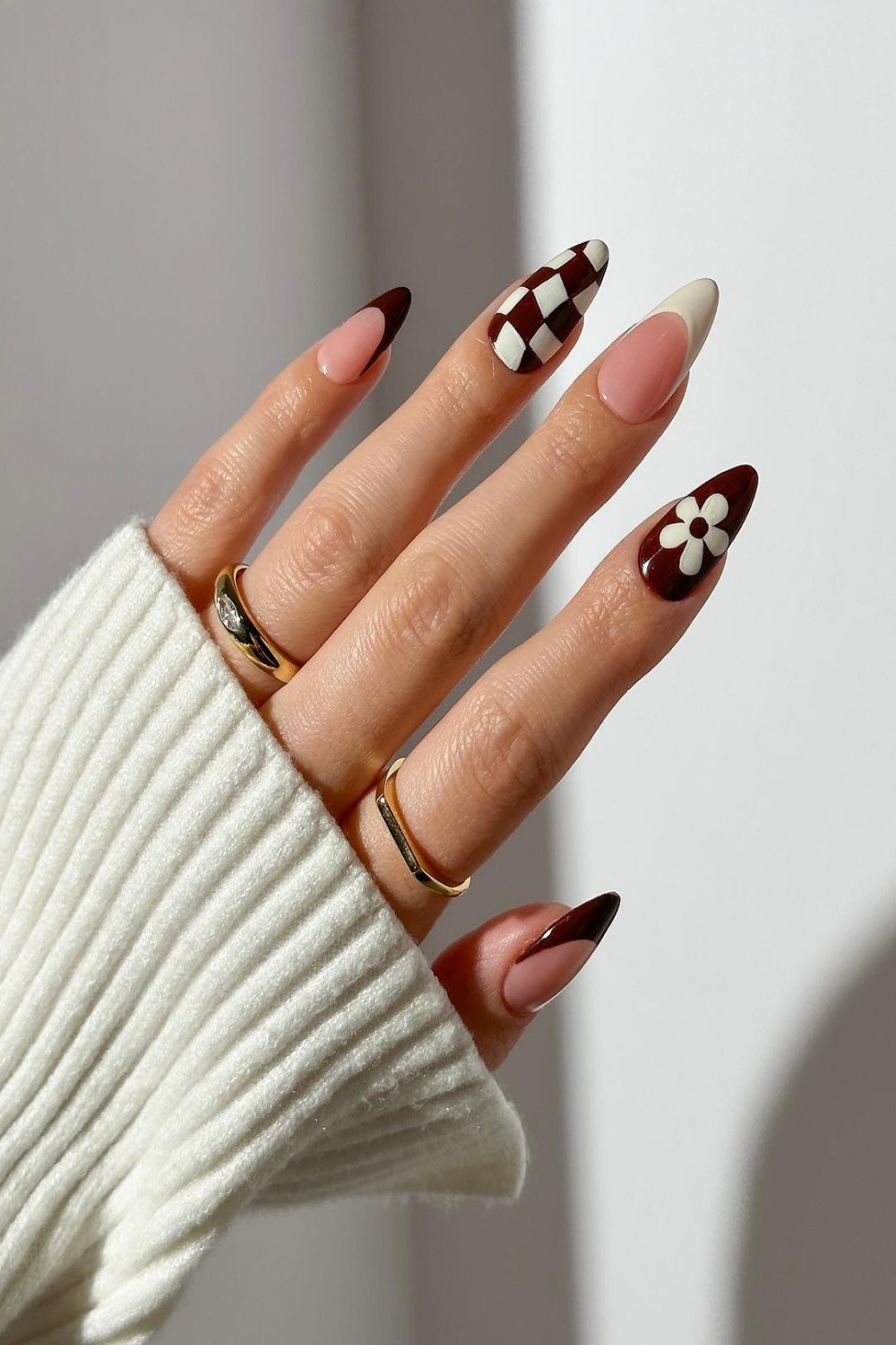 Almond-Shaped Nail Designs to Try