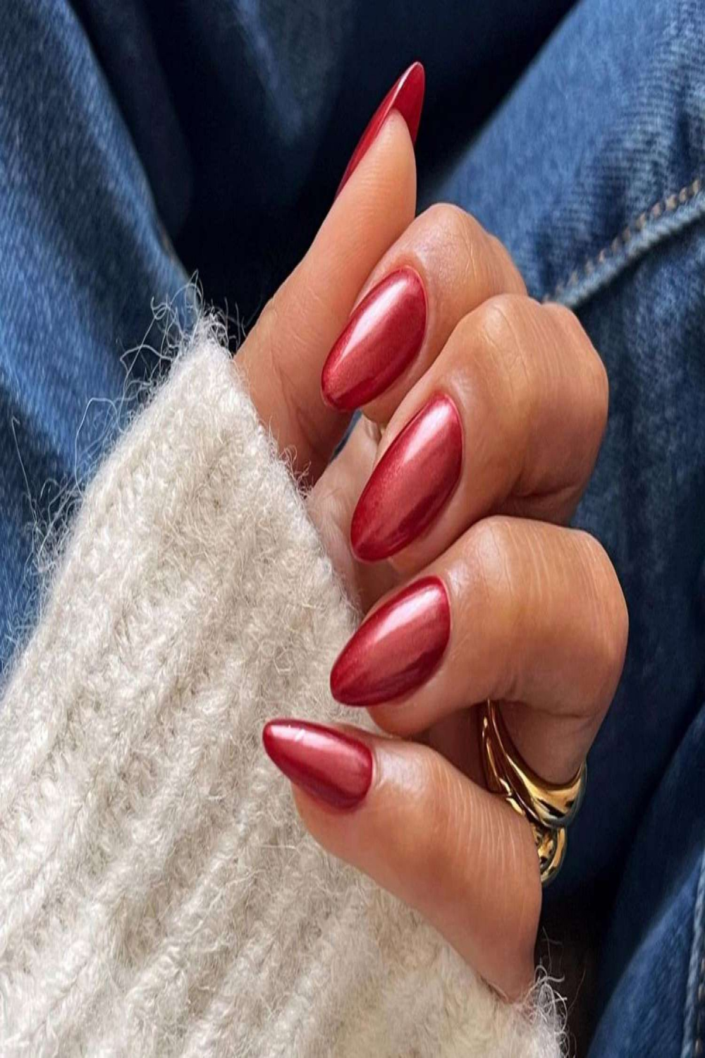 Autumn Chrome Manicures Bring the Year