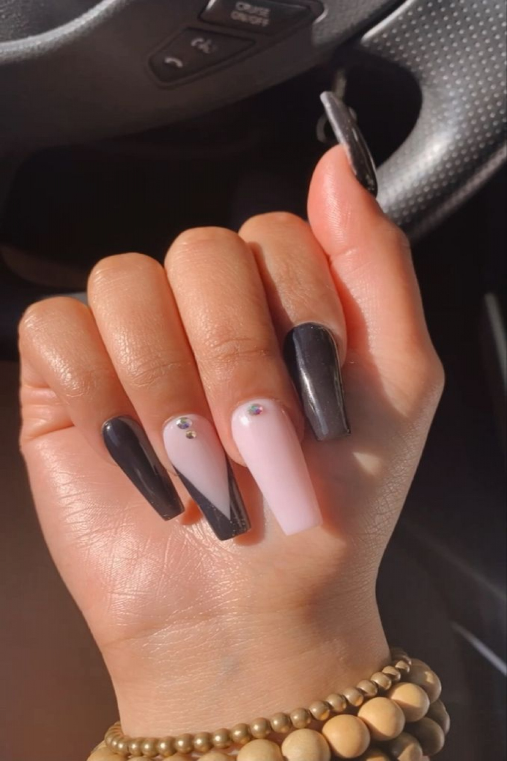 black nail designs 💅🏽  Pink acrylic nails, Nails, Black nail