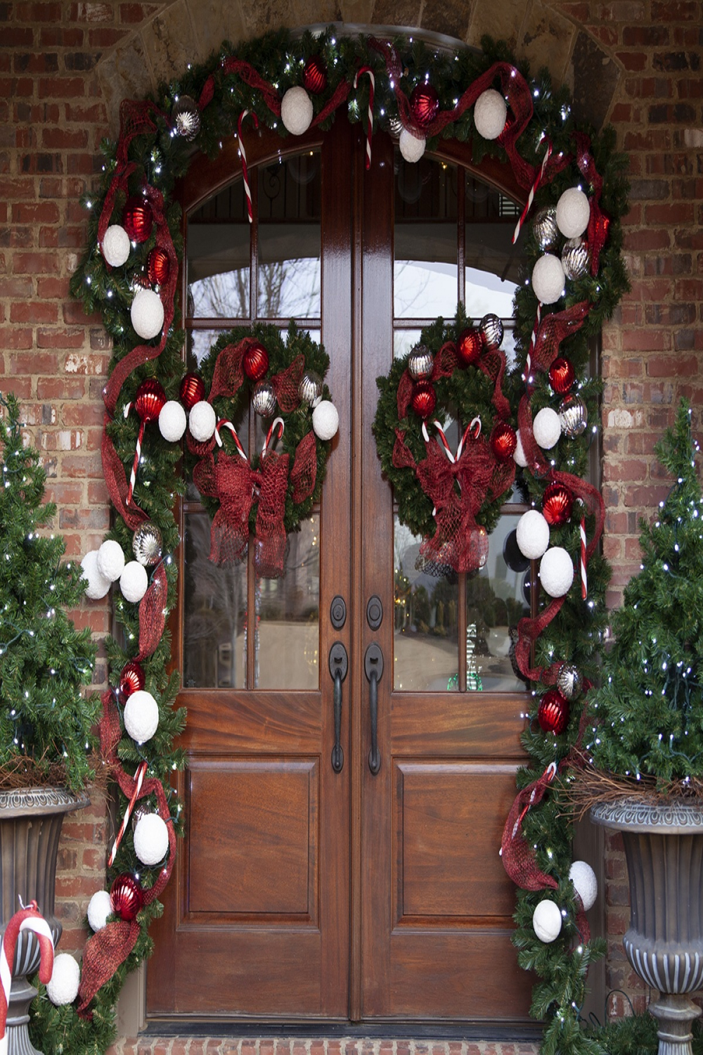 Christmas Door Decorating Ideas