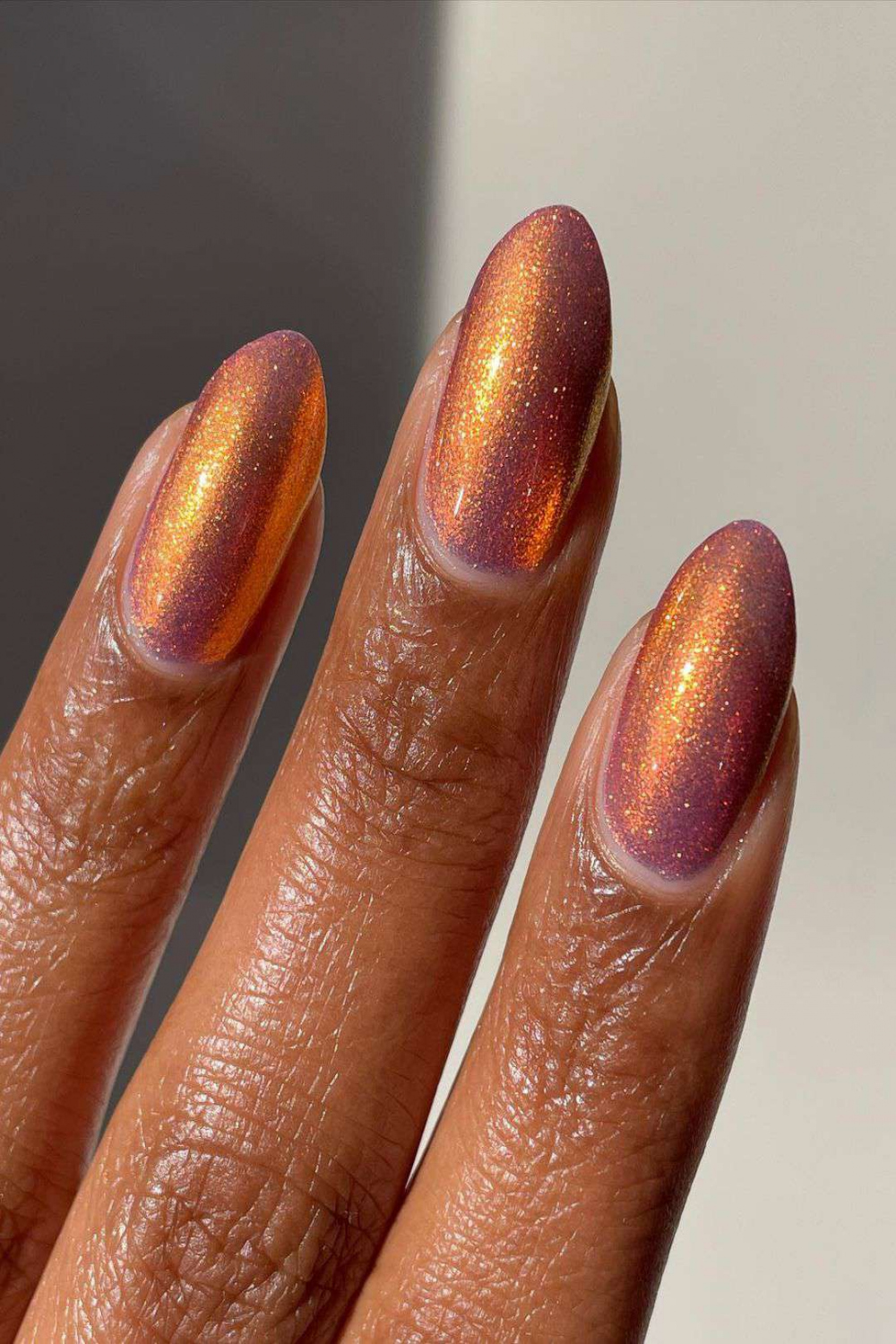 Chrome Nail Designs to Help You Shine Bright