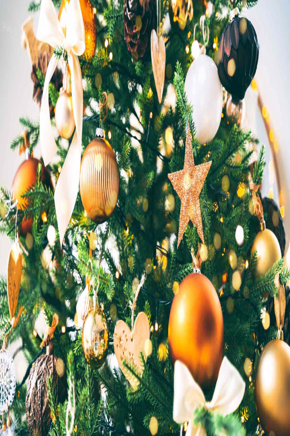 Gorgeous Christmas Tree Decorations to Buy This Year