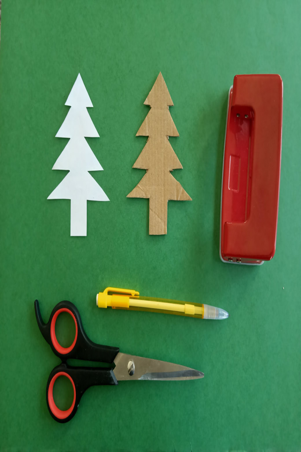 Handmade, DIY, Plastic Free, Eco-Friendly Green Christmas Tree and