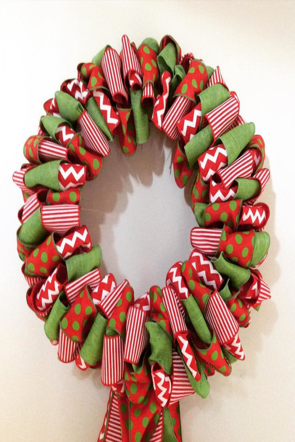 How to Make a Ribbon Wreath - My Christmas