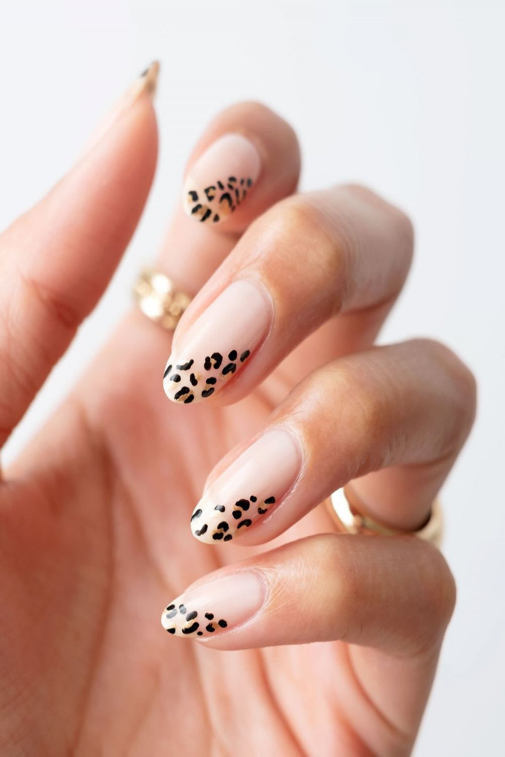 How To Paint Modern Leopard Print Nails - Lulus