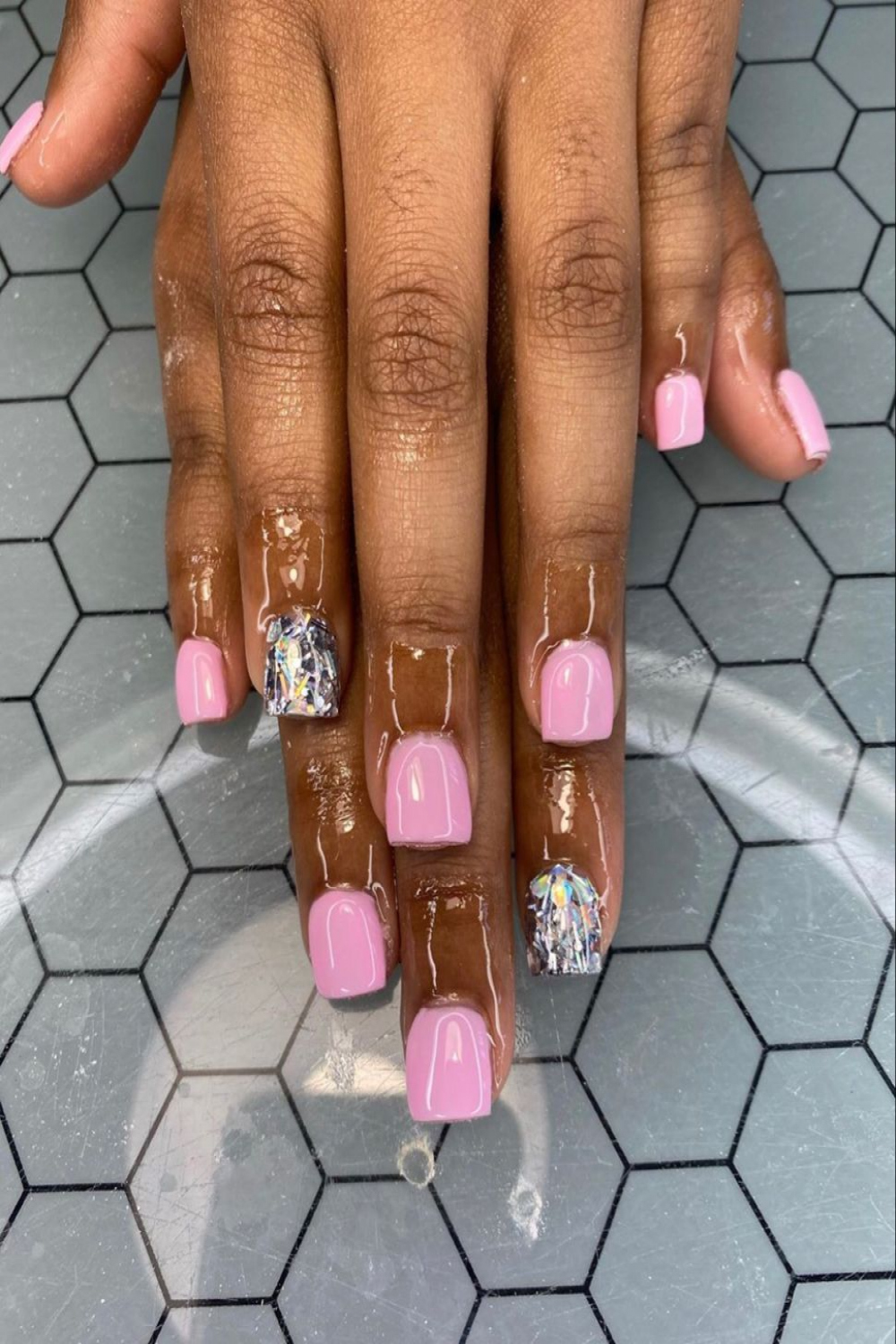 ig sadittyfurs🦋  Short acrylic nails, Short square acrylic