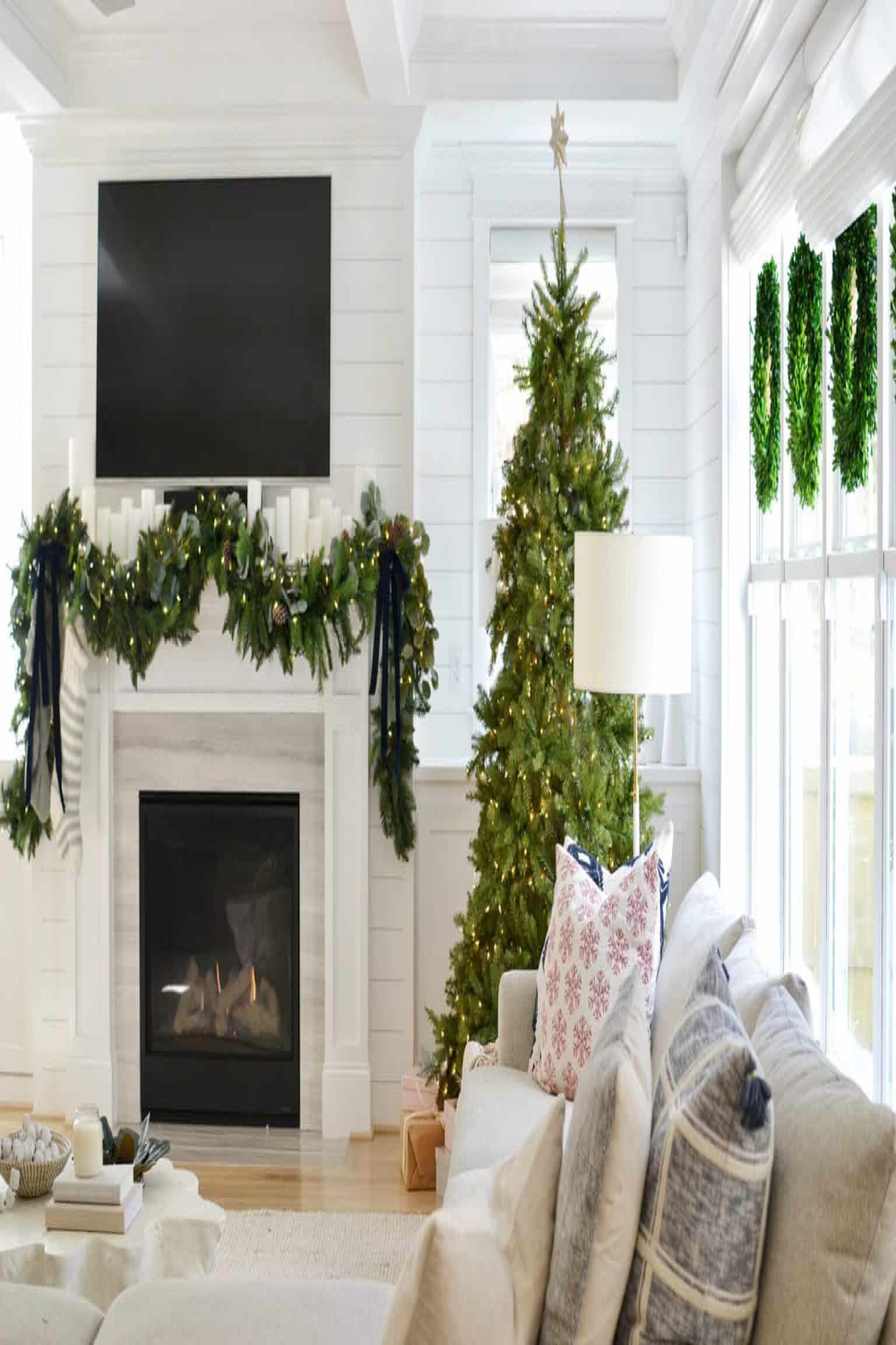 Make A Magazine Worthy Christmas Garland - Chrissy Marie Blog