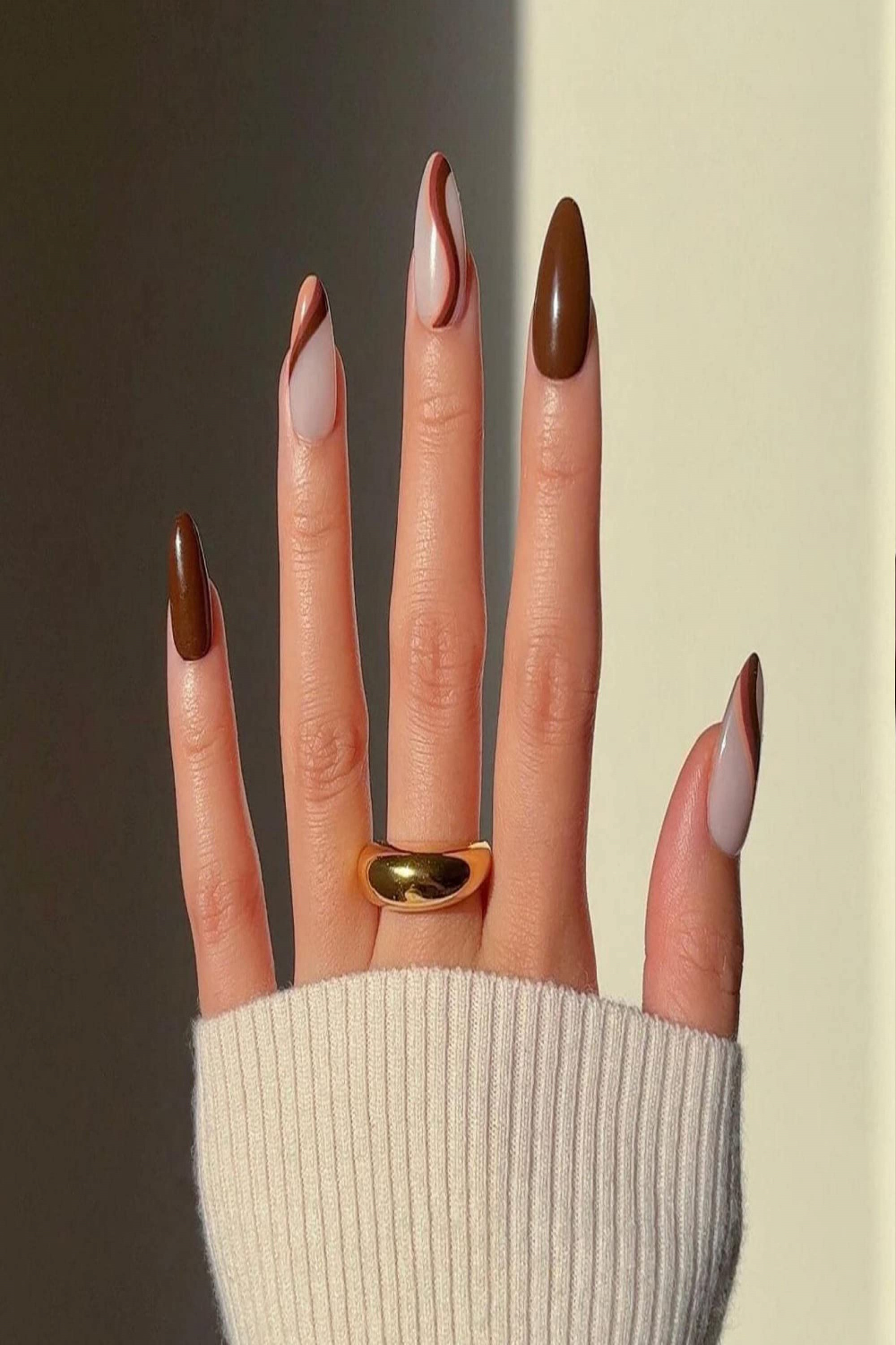 MISUD Press on Nails Medium Almond Fake Nails Glossy Glue on Nails Stiletto  Acrylic Nails Swirl Arcylic Nails  pcs Brown Stripes Line False Nails