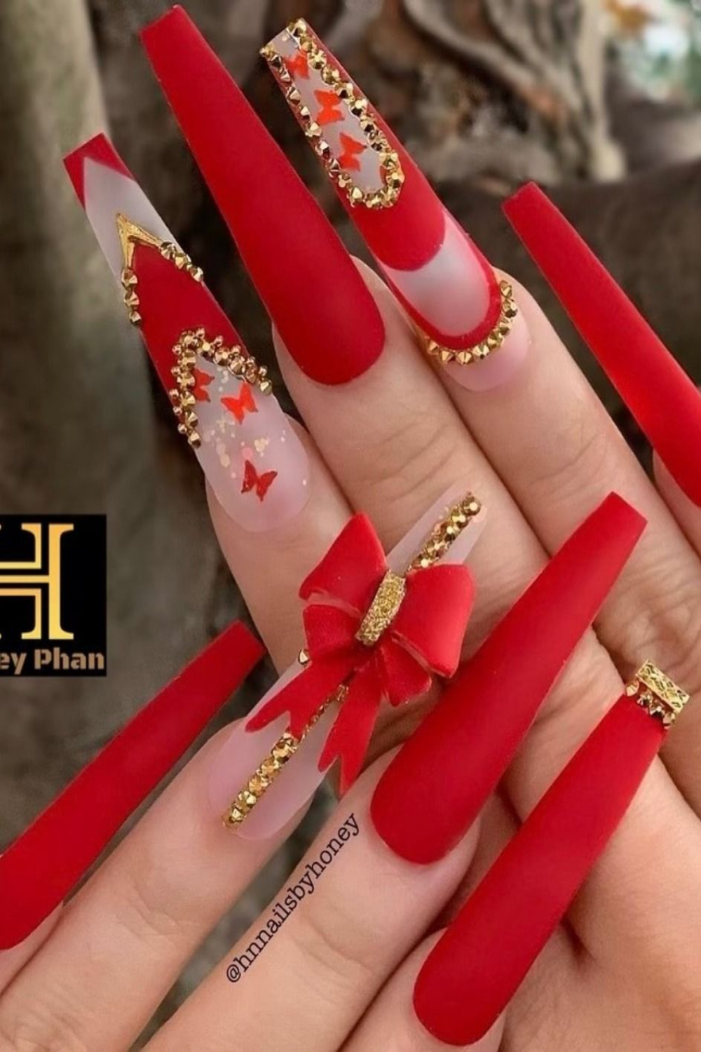 Most Beautiful Red Christmas Nails to Try This Year  Stylish