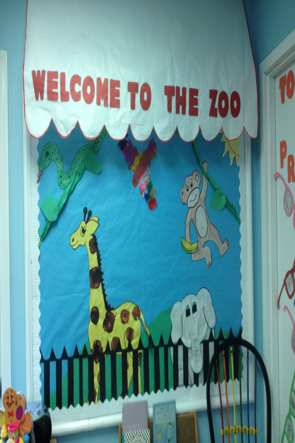 Pin by Sarah Copeland on Arts and crafts  Zoo bulletin board