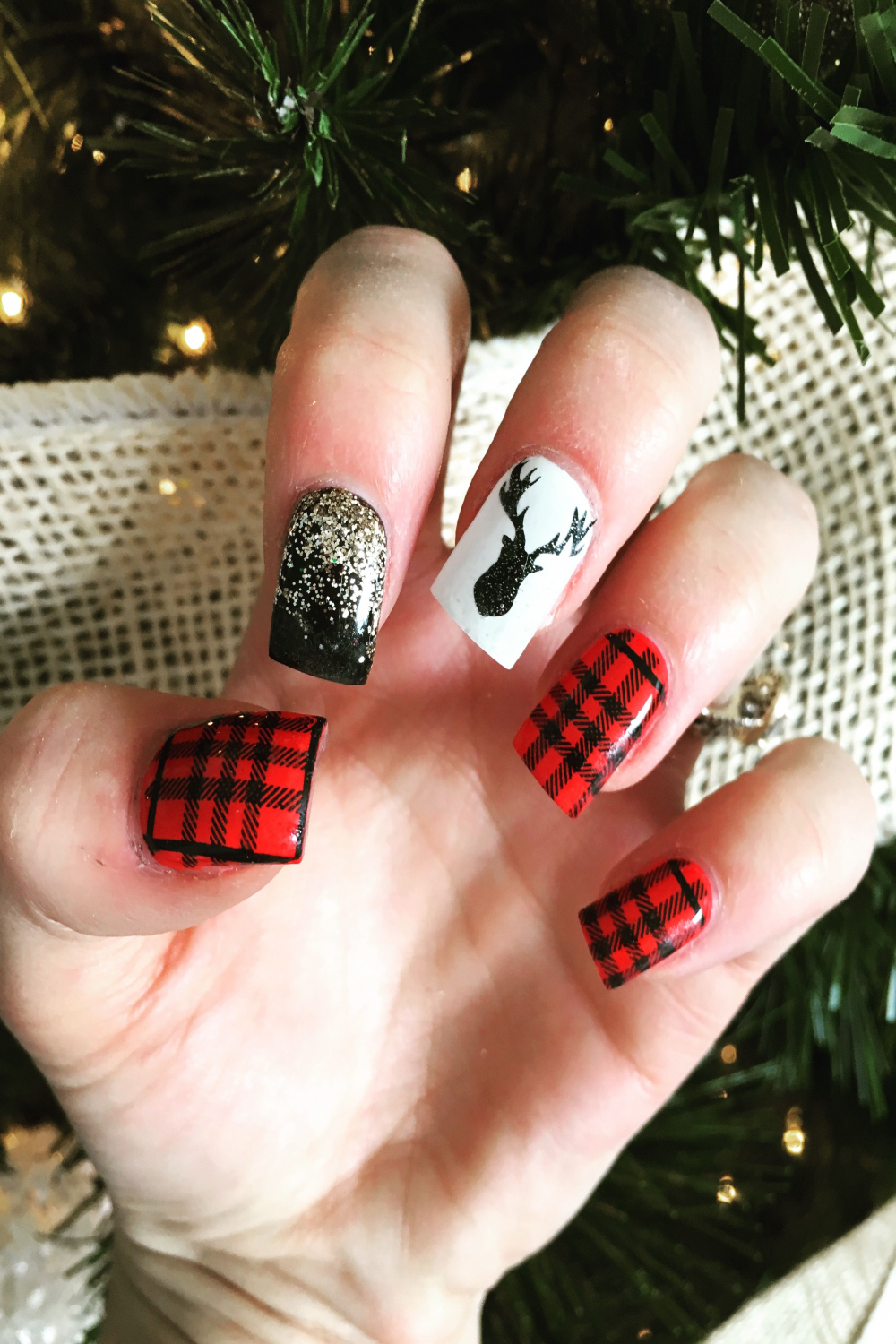 Plaid Christmas deer nails  Plaid nails, Deer nails, Winter nail art