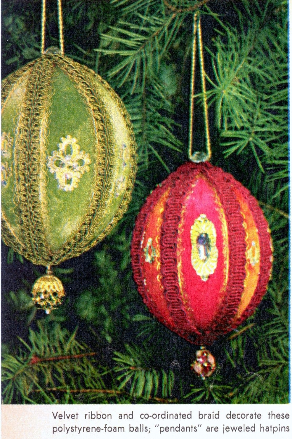 retro DIY Christmas ornament craft ideas from the s that are