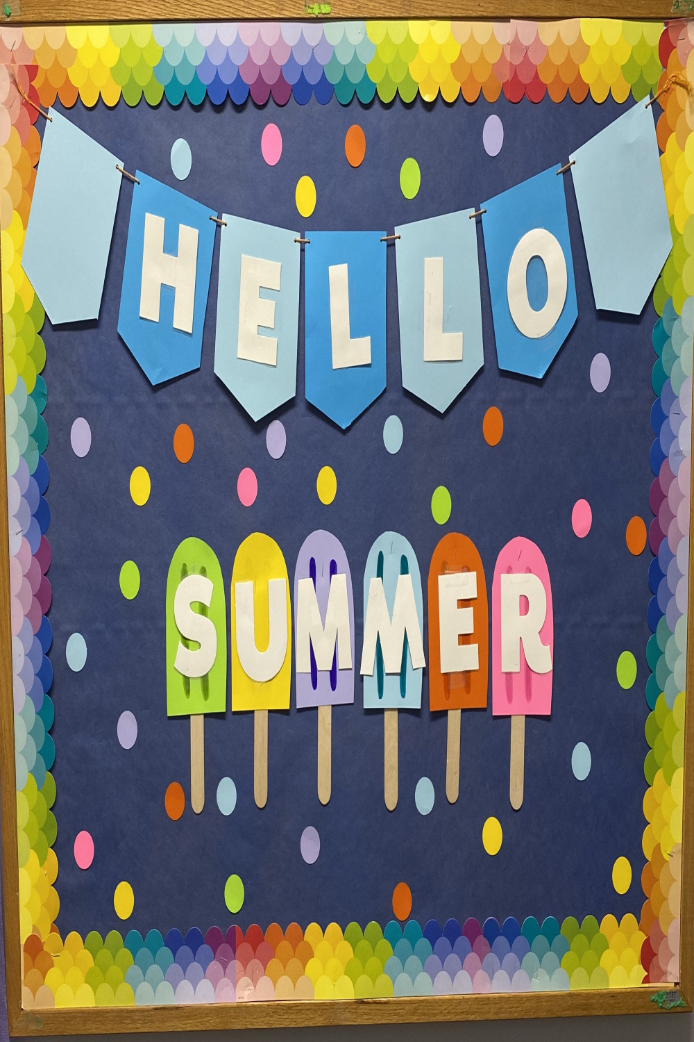 Summer Bulletin board  Decoraciones escolares, Decoración de