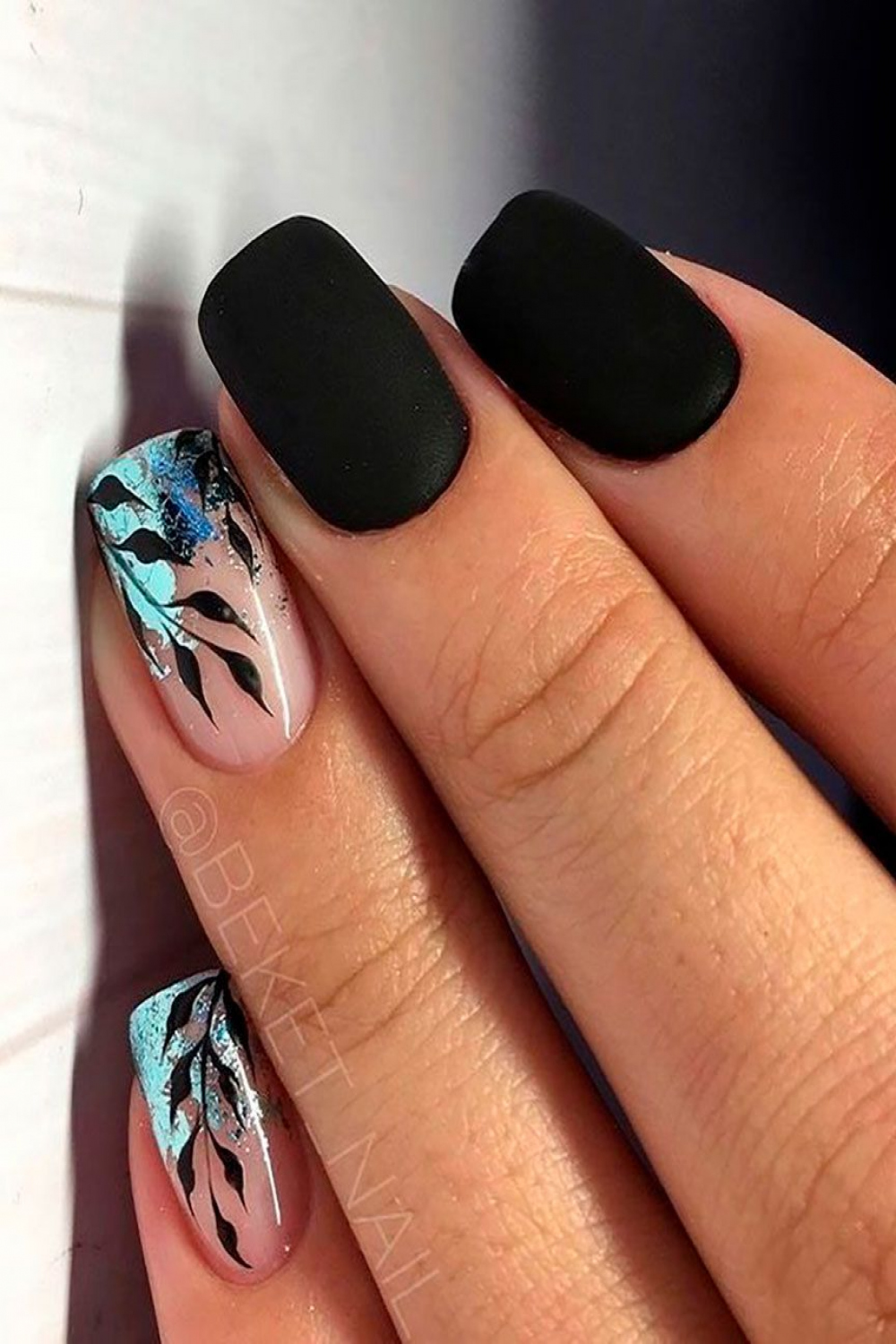 The Best Short Acrylic Nails That You Must Try in   Short