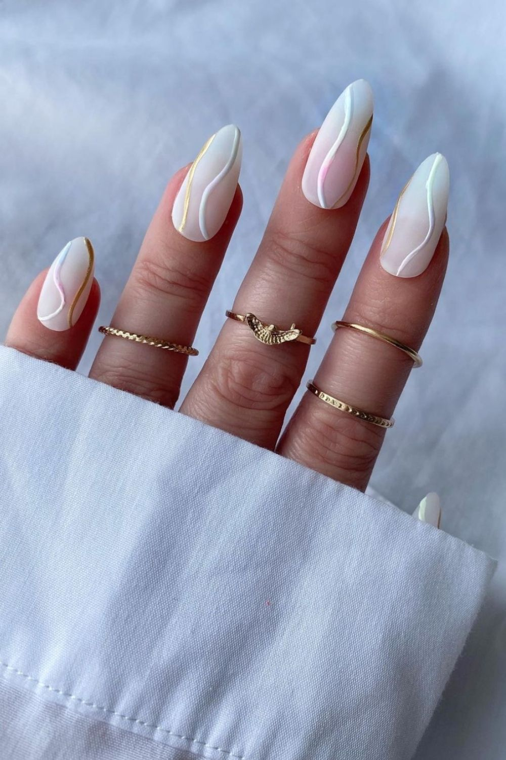 Trendy almond nail design for Summer nails colors