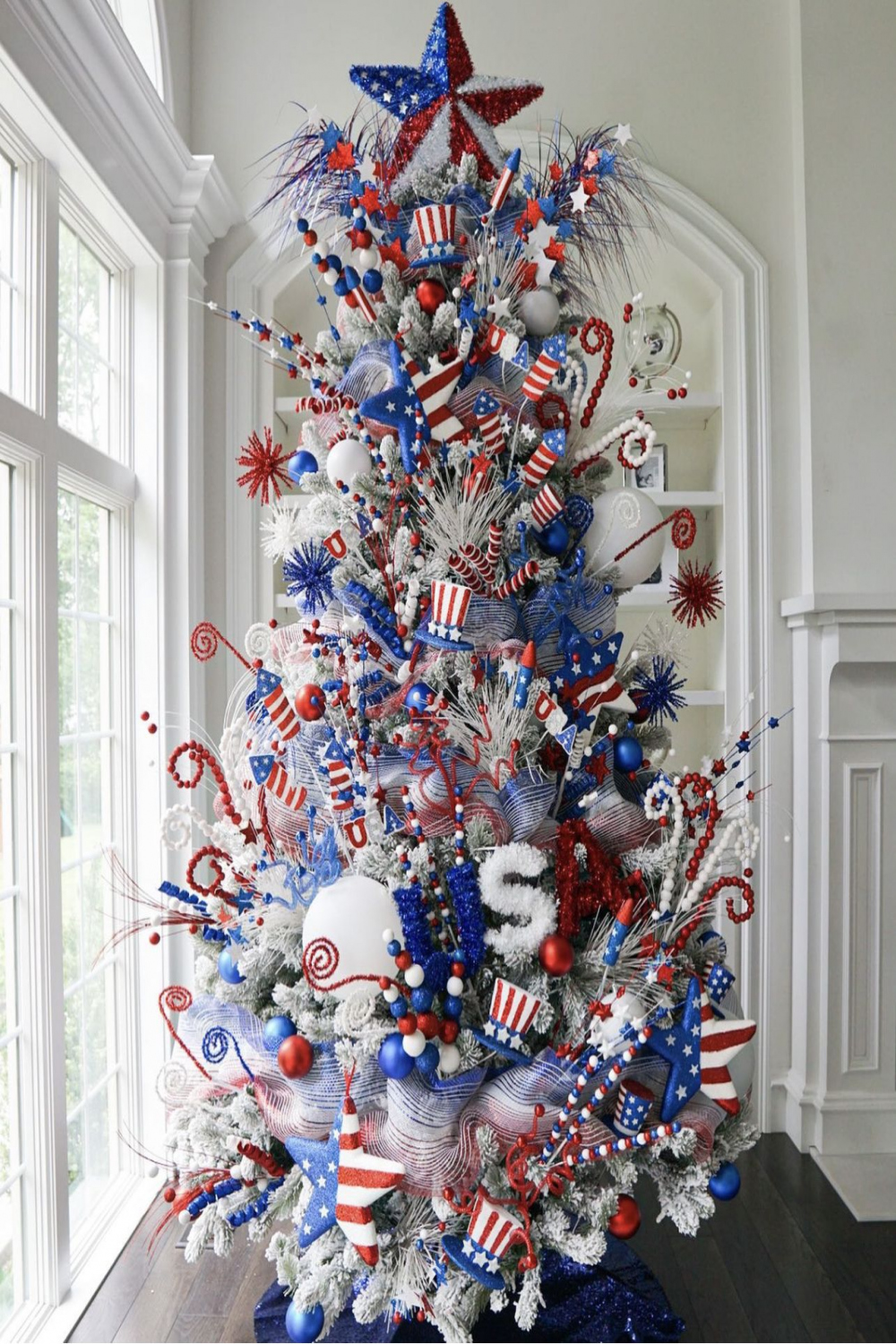 Year Round Christmas Trees  Patriotic christmas tree, Holiday