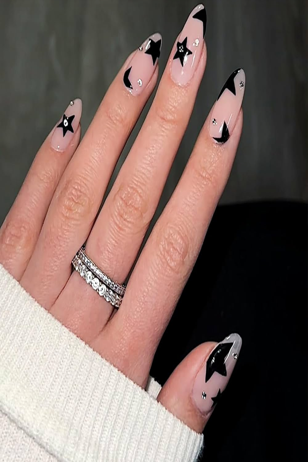 Almond Star Press on Nails Medium Fake Nails Glossy Nude Glue on Nails for  Women Full Cover Black Stars False Nails with Designs Small Rhinestone