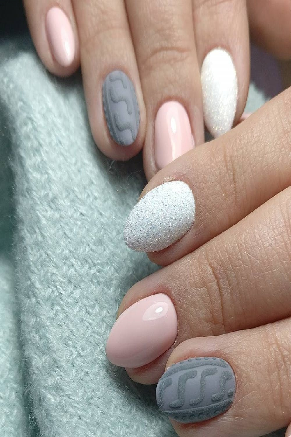 Alternatives to Acrylic Nails That You Need to Know About - Brit