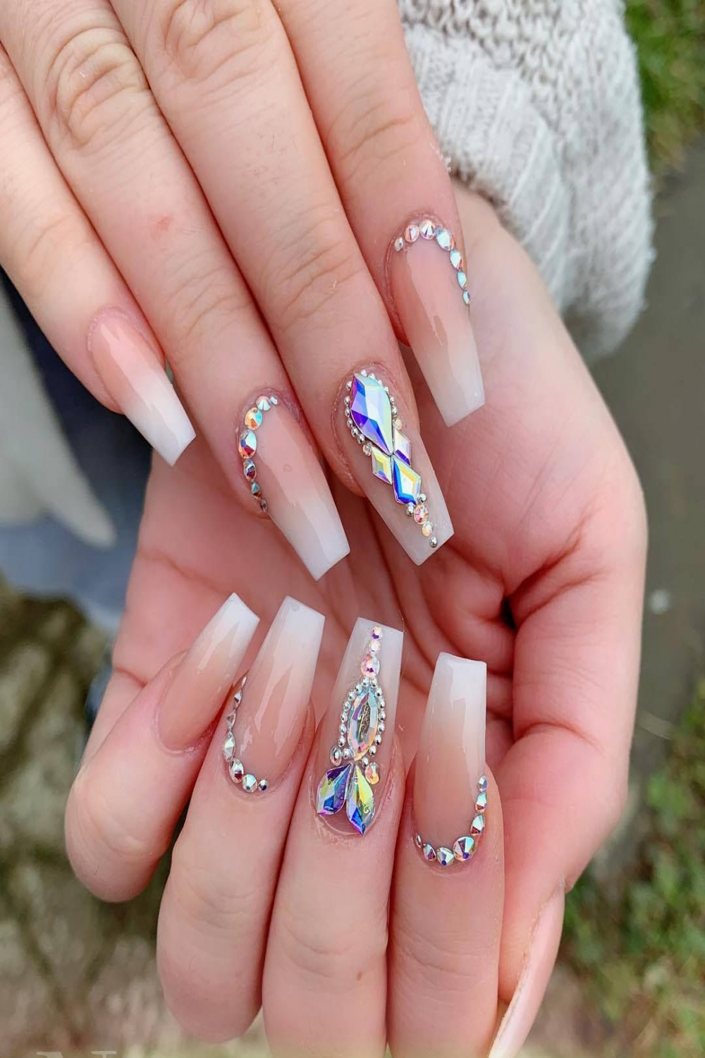 Best Neutral Nail Art Designs With Bling and Glitter - Major