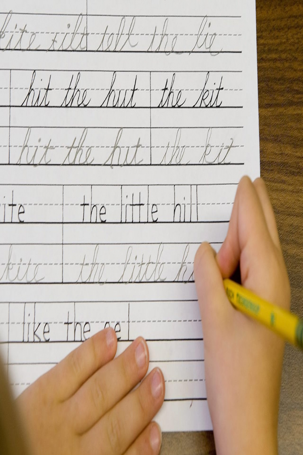 Cursive is making a comeback: Ontario to make learning script