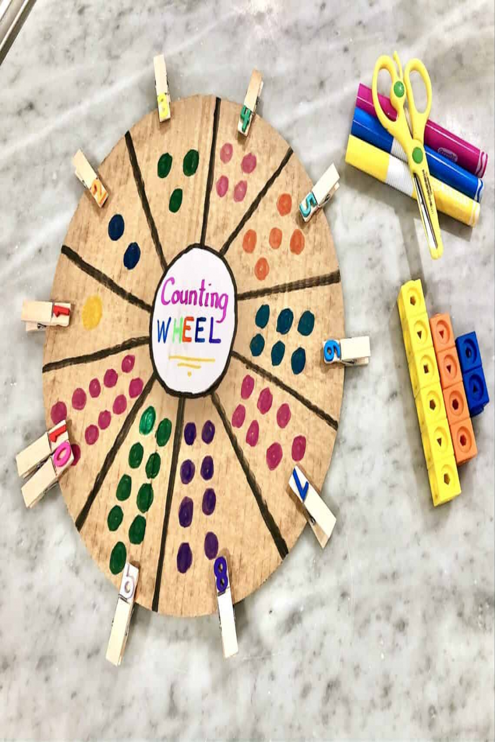 Easy Preschool Learning Activity: Clothespin Counting Wheel