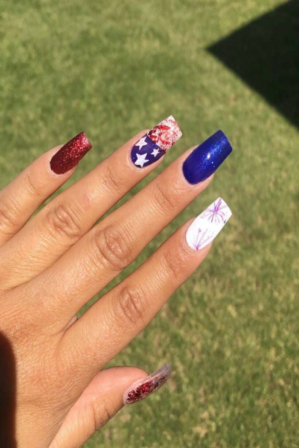 Gorgeous and Classy th Of July Nails We Can