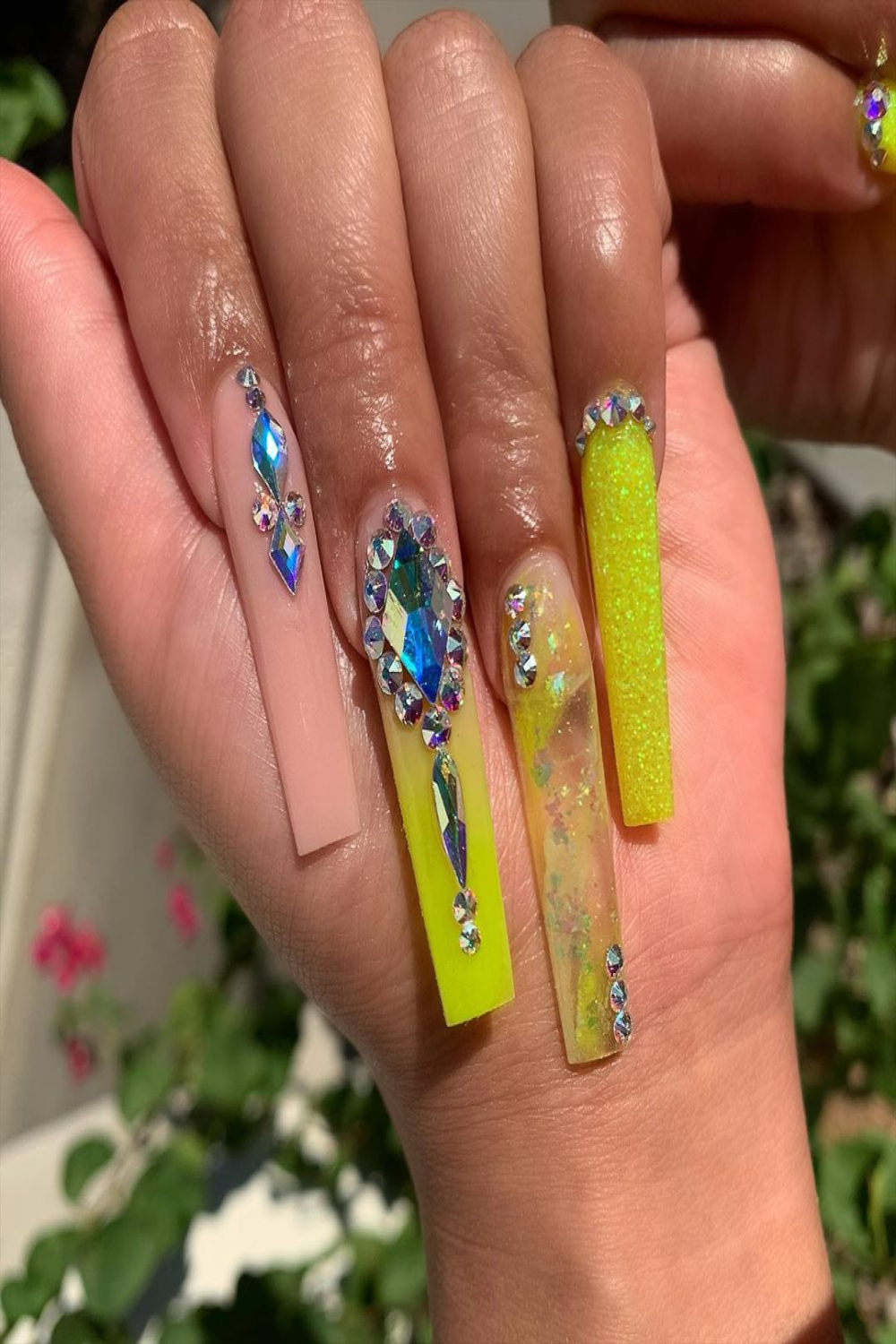 Jakey✨ on Instagram: “💛love me some birthday nails #nails #nail