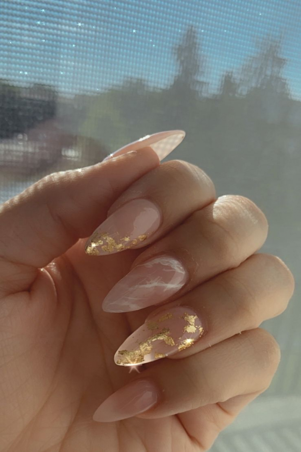 Joan on Twitter  Gold acrylic nails, Almond nails designs, Nails