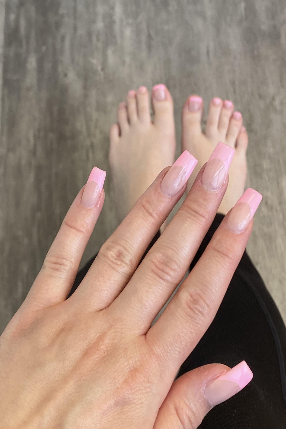 My beautiful birthday nails and toes back in June 💅🏻 : r/Nails