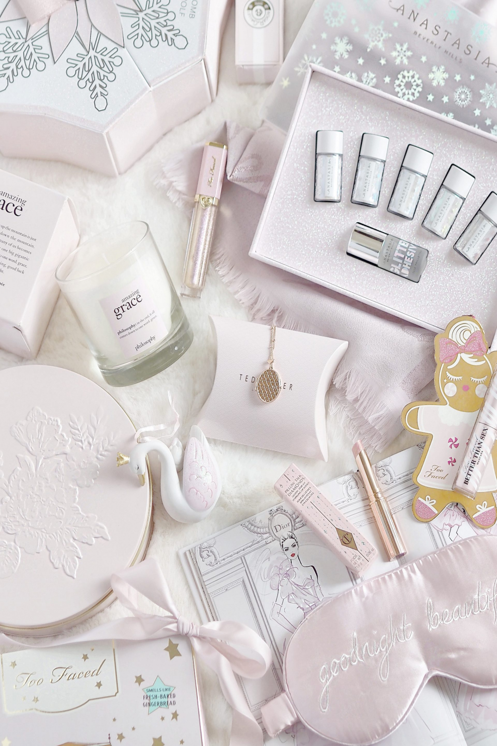 Perfectly Pretty Christmas Gift Ideas - Love Catherine