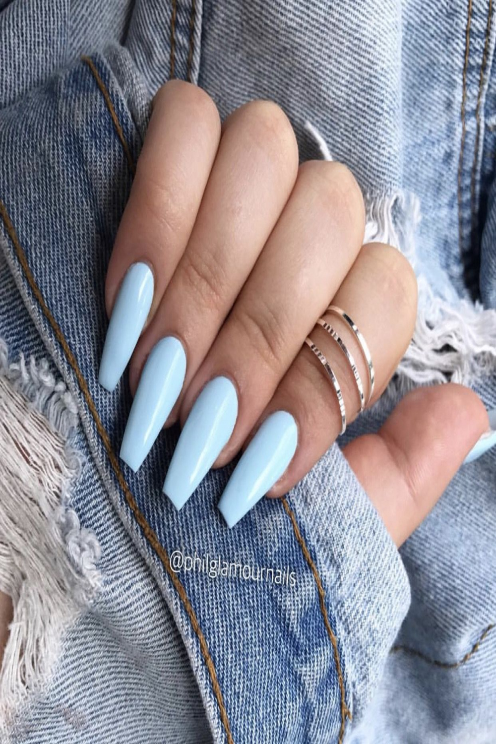 Pin by Yinet on Nailed  Blue acrylic nails, Pretty nails, Acrylic