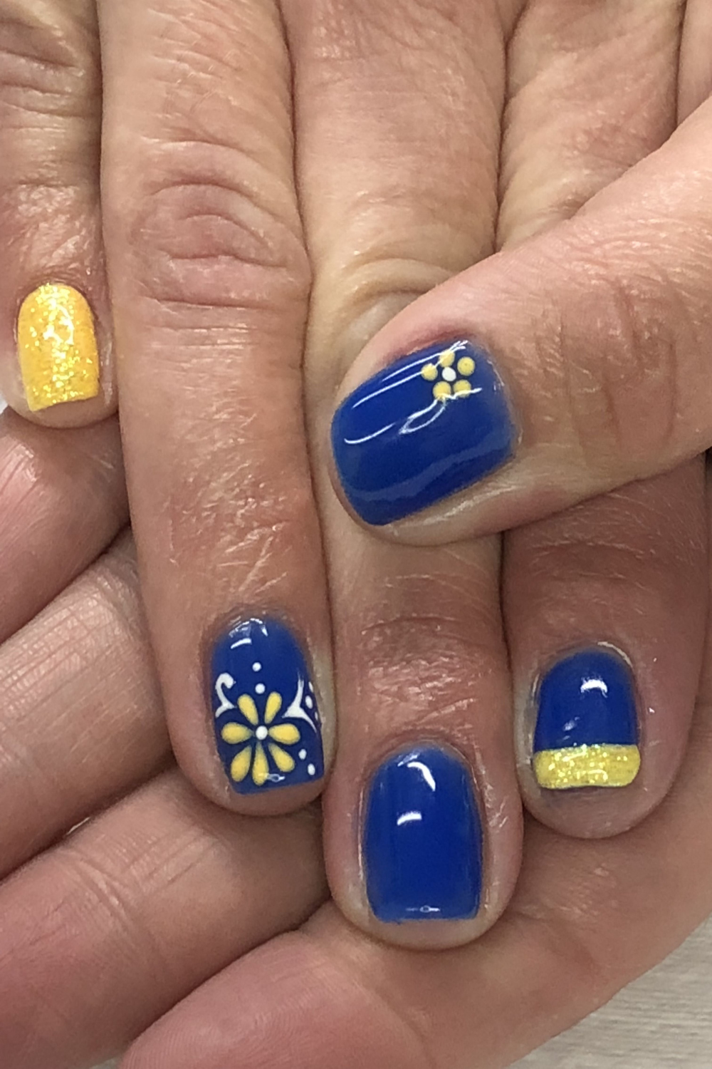 Royal Blur & Yellow cheerful Spring Gel Nails  Yellow nails