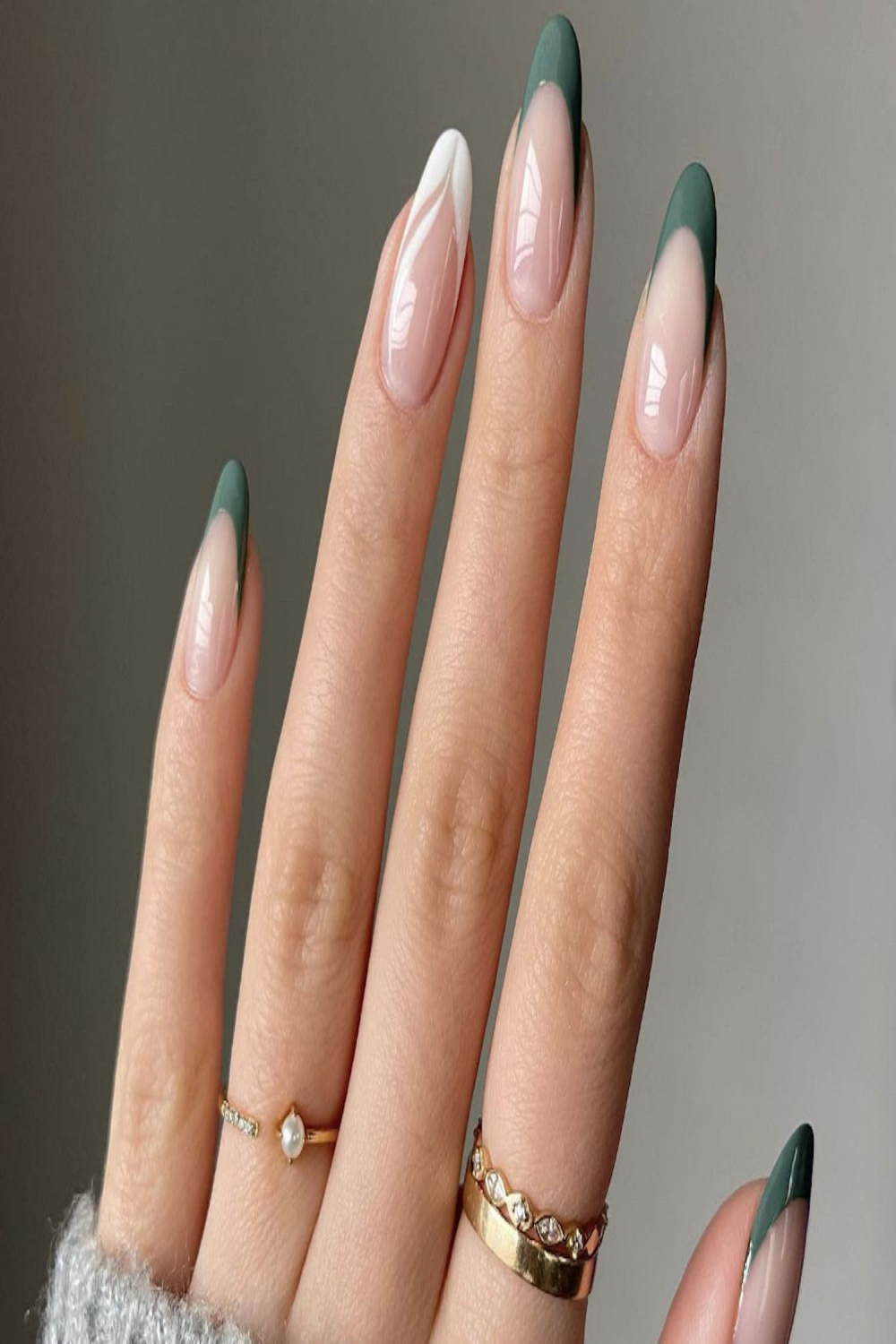 Short Almond Nail Ideas Perfect for Fall