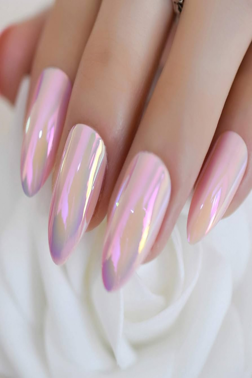 URTJSDG Artificial Nails Metallic Mirror Holographic White Shell