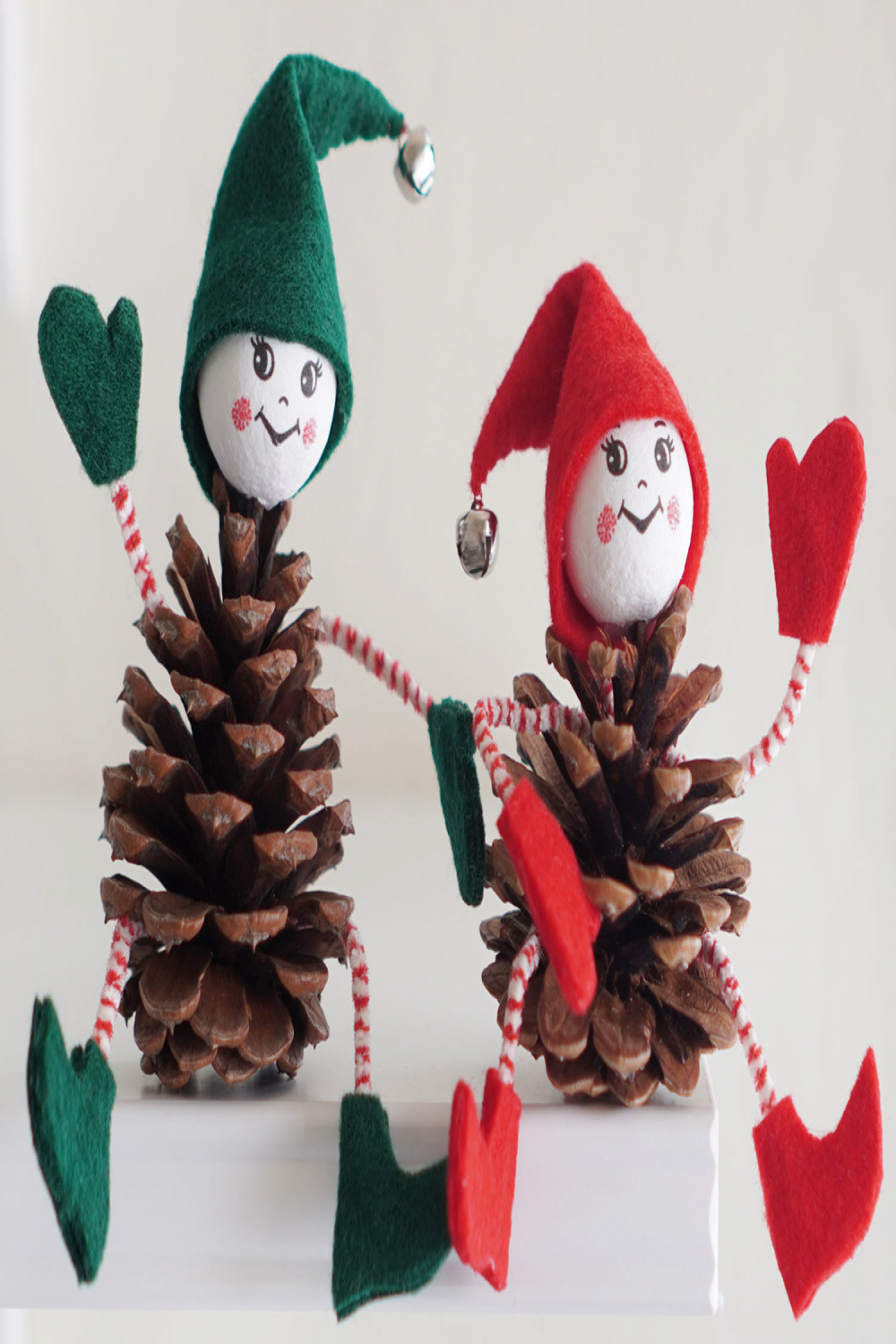 Vintage Christmas Pine Cone Pixies! Fun DIY Holiday Craft – Smile